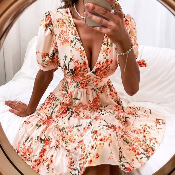 boho  Pink v Neck  floral puff sleeve ruffle Dress - Picture 2 of 12